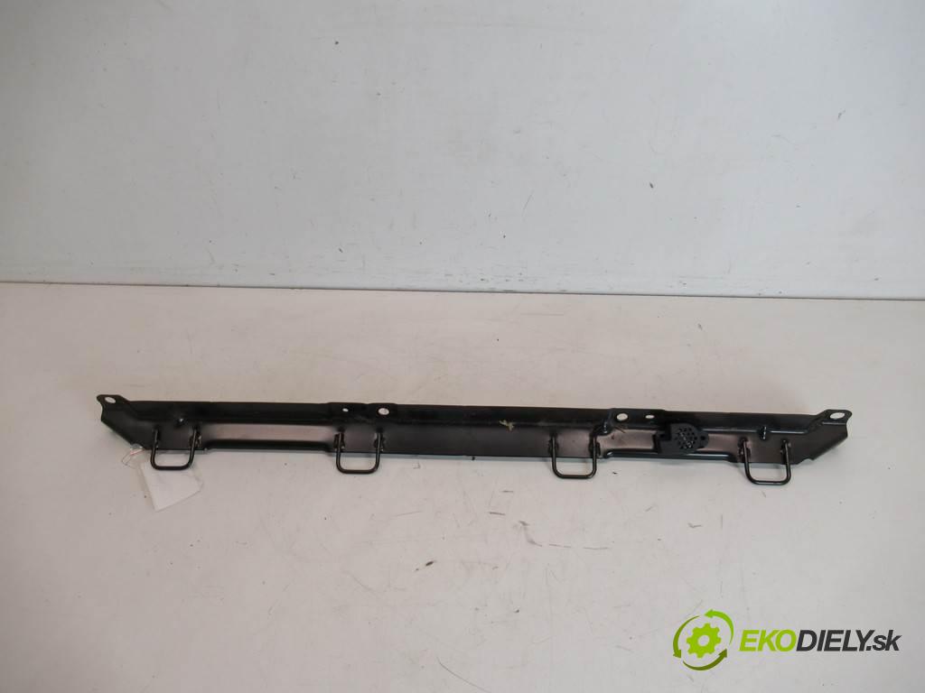 Peugeot 307 LIFT    CC 2.0B 140KM 05-08  uchycení ISOFIX