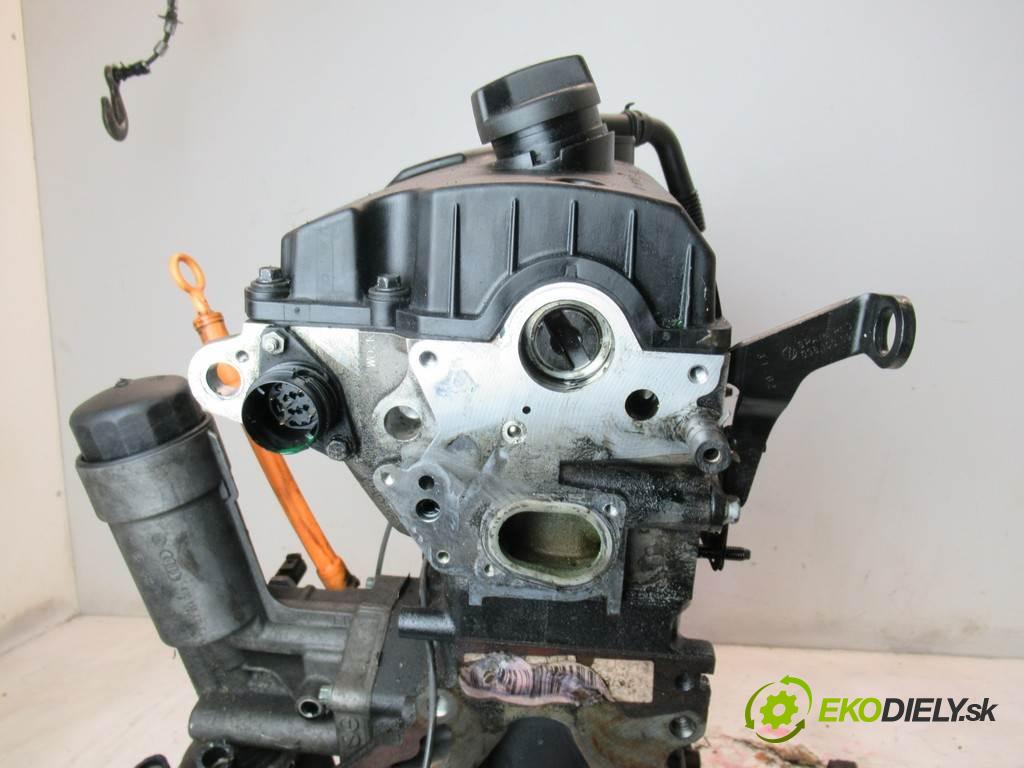 Volkswagen Passat B5 FL  2002 96 kW SEDAN 1.9TDI 130KM 00-05 1900 Motor AWX (Motory (kompletné))