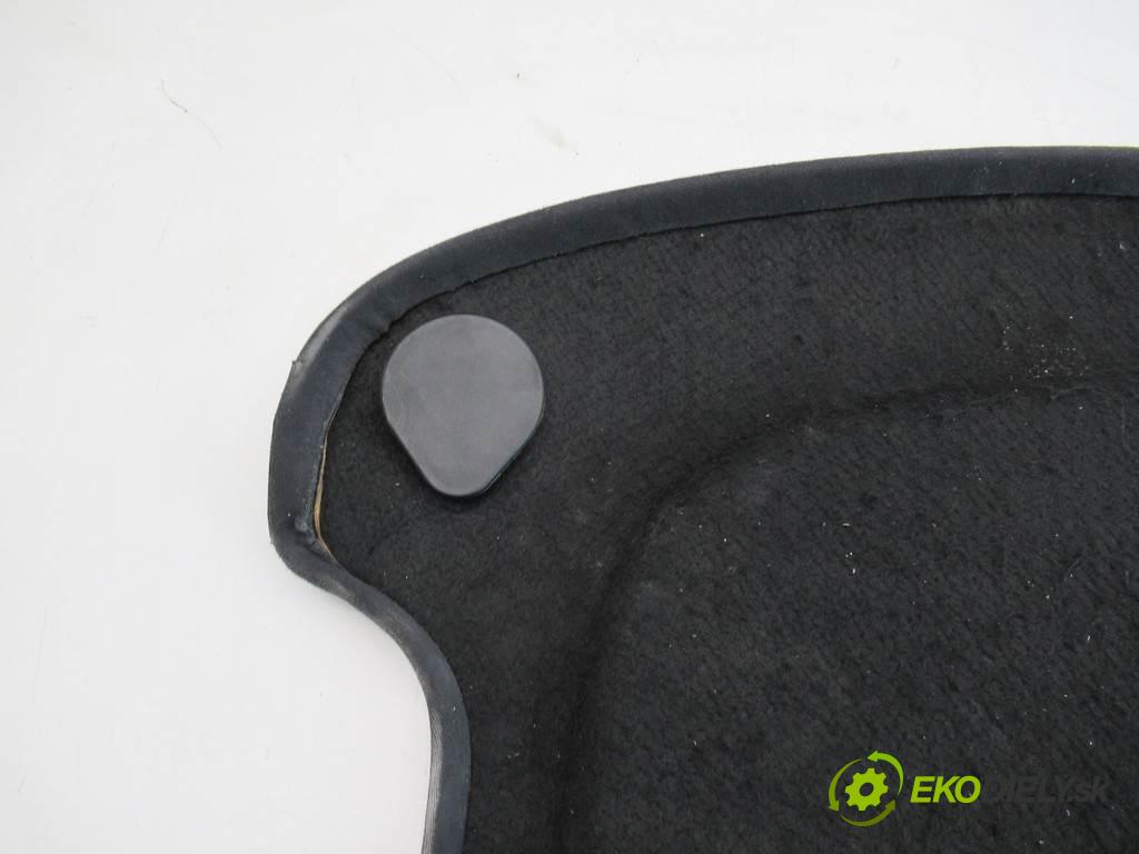 Audi A3 8L  1998 81 kW HATCHBACK 3D 1.9TDI 110KM 96-00 1900 Pláto zadná  (Pláta zadné)