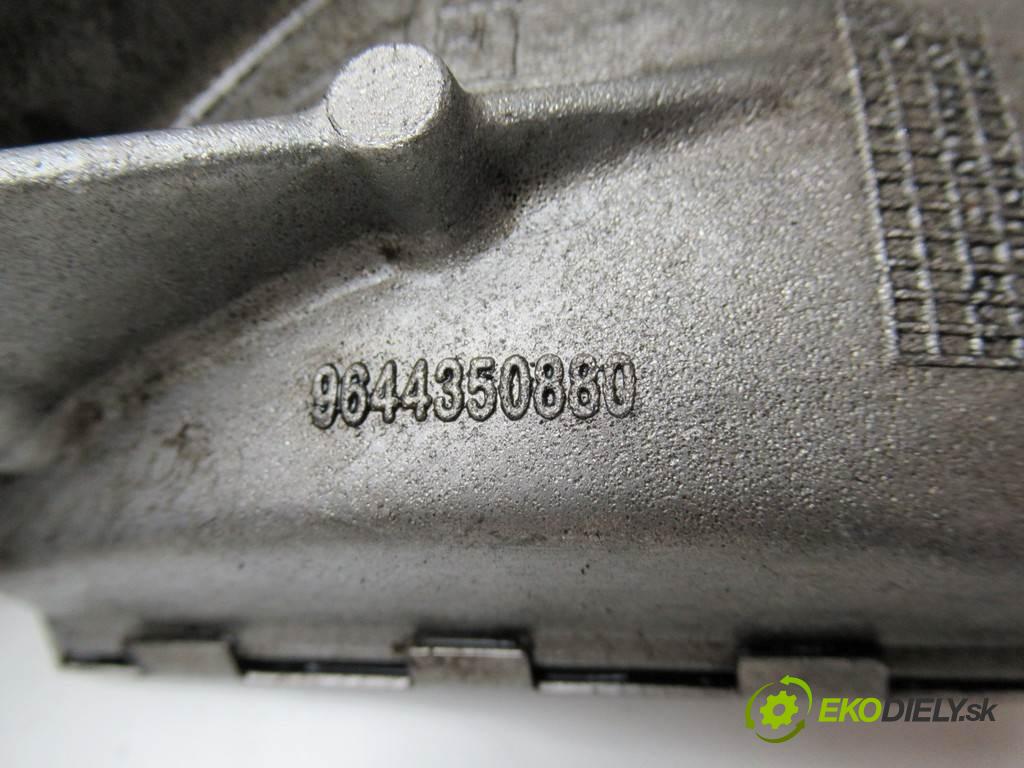 Ford Mondeo Mk4    KOMBI 2.0TDCI 140KM 07-10  pumpa oleje 9644350880 D4204T (Olejové pumpy)