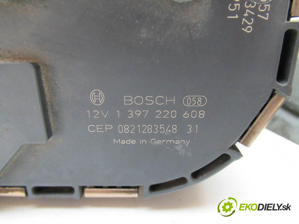 Volkswagen Golf V    PLUS 1.9TDI 105KM 03-09  mechanismus stěračů pravý přední část 5M0955120D