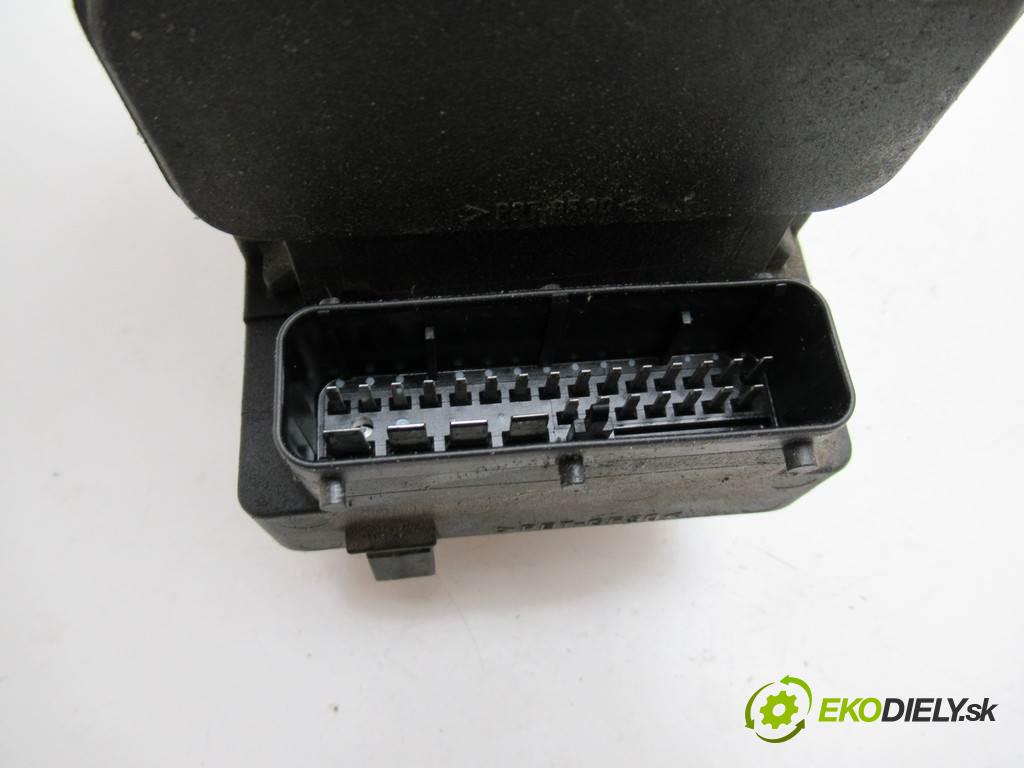 Volkswagen Passat B5  1998 66 kW KOMBI 1.9TDI 90KM 96-00 1900 Pumpa ABS 0265216559 (Pumpy ABS)