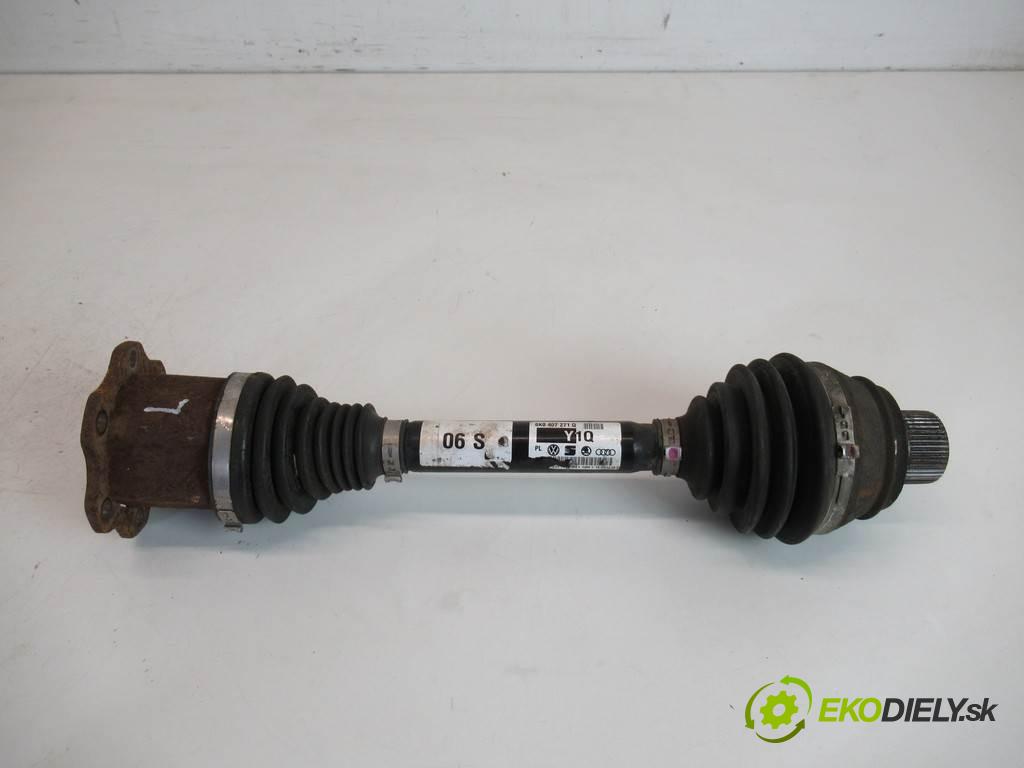 Audi A4 B8  2008 105KW KOMBI 2.0TDI 143KM 08-15 2000 Poloos ľavá strana 8K0407271Q (Poloosy)