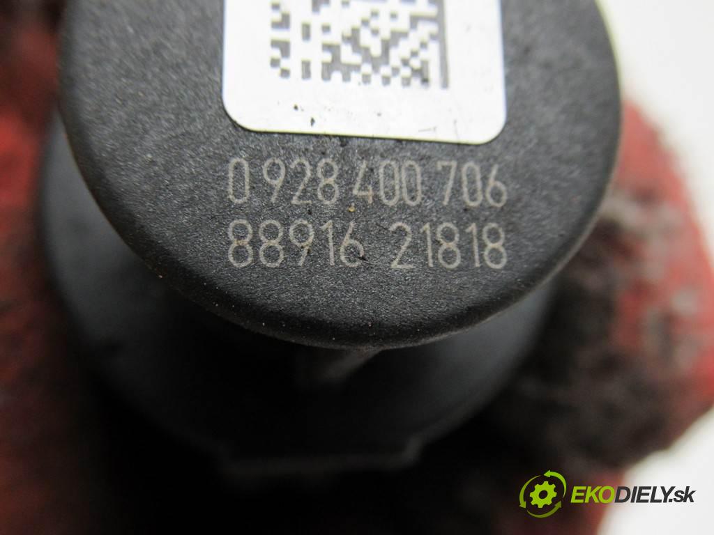 Audi A4 B8  2008 105KW KOMBI 2.0TDI 143KM 08-15 2000 Regulátor tlaku paliva 0928400706 (Ostatné)