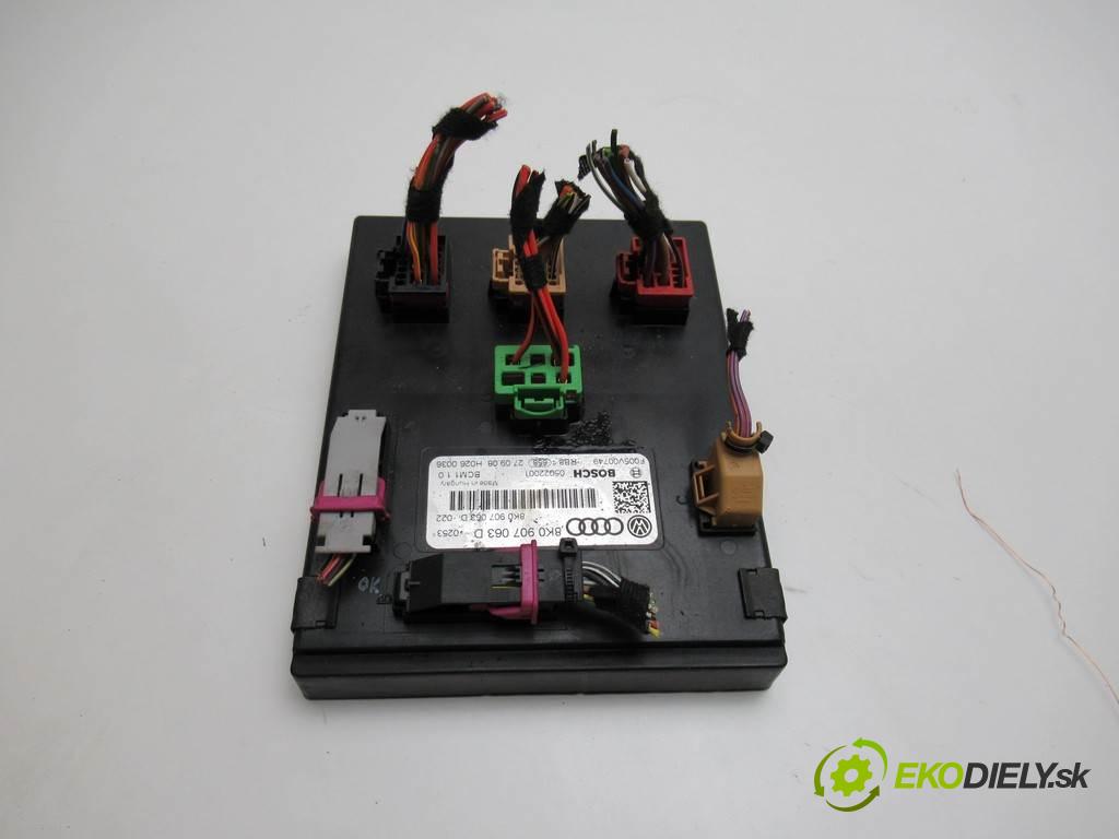 Audi A4 B8    KOMBI 2.0TDI 143KM 08-15  modul komfortu BCM 8K0907063D