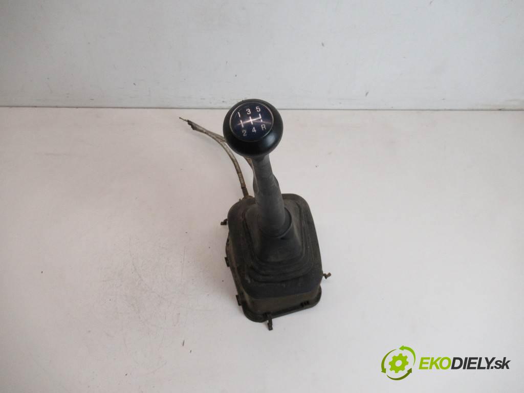 Ford Transit VI  2005 63 kW 2.0TDDI 85KM 00-06 2000 Kulisa  (Rýchlostné páky / kulisy)