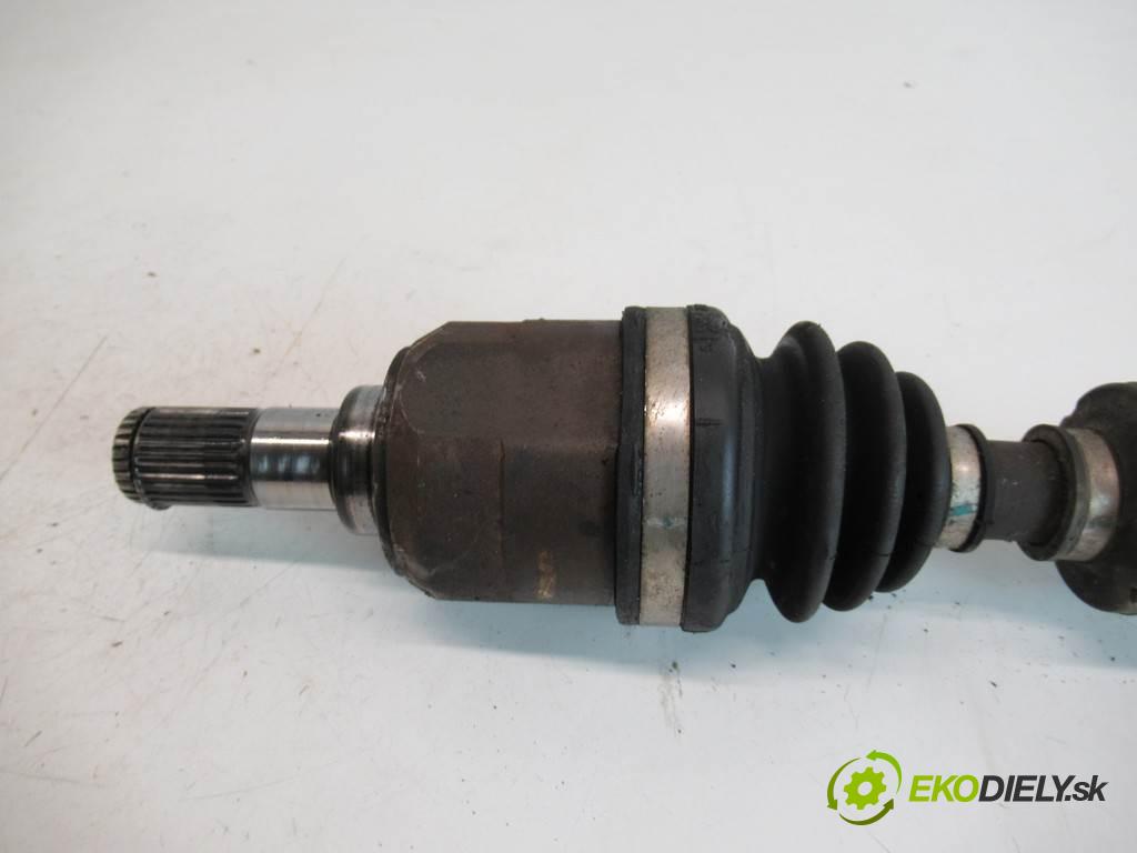 Hyundai i30 II  2016 81 kW KOMBI 1.6CRDI 110KM 11-17 1600 Poloos ľavá strana 49500A6500 (Poloosy)