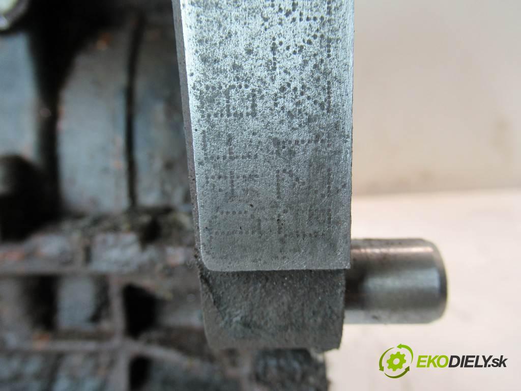 Hyundai i30 II  2016 81 kW KOMBI 1.6CRDI 110KM 11-17 1600 Motor D4FB (Motory (kompletné))