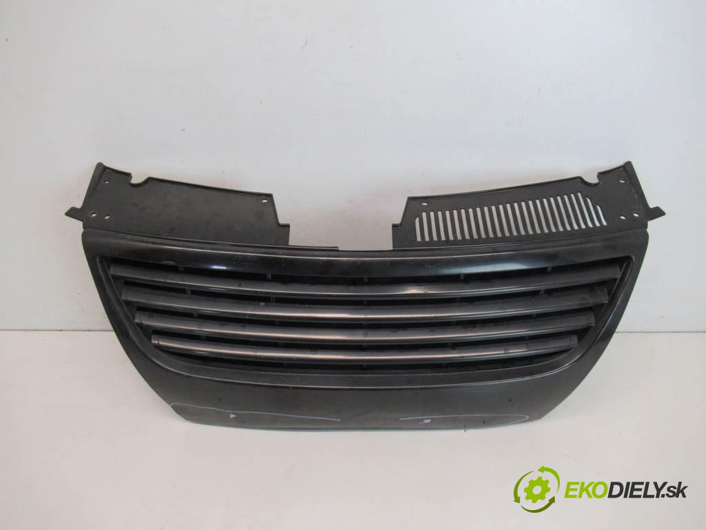 Volkswagen Passat B6  2006 103 kW KOMBI 2.0TDI 140KM 05-10 2000 Mriežka maska  (Mriežky, masky)