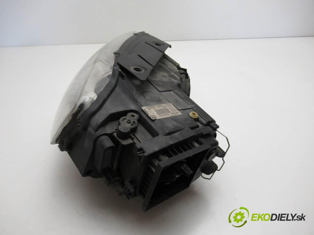 Volkswagen Passat B6  2006 103 kW KOMBI 2.0TDI 140KM 05-10 2000 Svetlomet ľavy XENON 3C0941751D