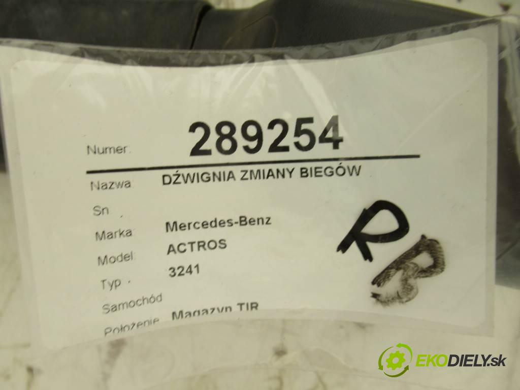 Mercedes-Benz ACTROS    3241  Kulisa  (Rýchlostné páky / kulisy)