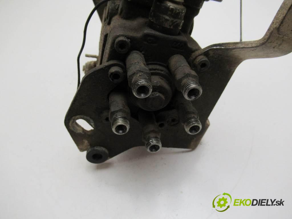 Volkswagen Transporter IV T4  1994  2.4D 78KM 90-03 2400 Pumpa vstrekovacia 074130108G (Vstrekovacie čerpadlá)