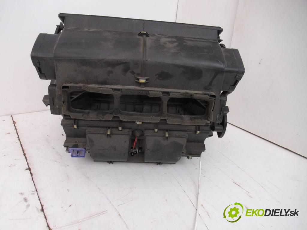 Iveco STRALIS 440S45 2007  440S45  Výhrevné teleso, radiátor kúrenia 5E9920200 (Radiátory kúrenia)