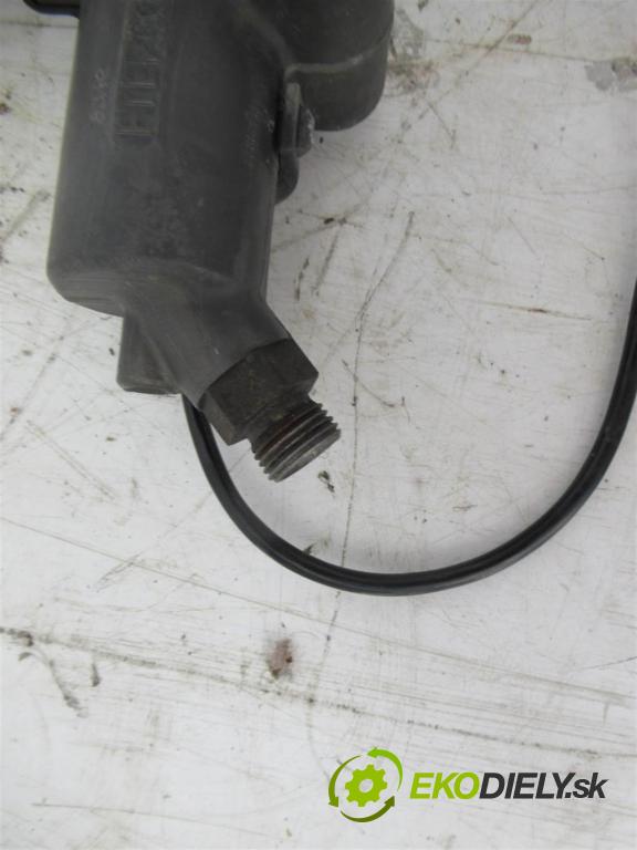 Iveco STRALIS 440S45 2007  440S45  Spojkový valec pumpa spojky  (Valce a ložiská)