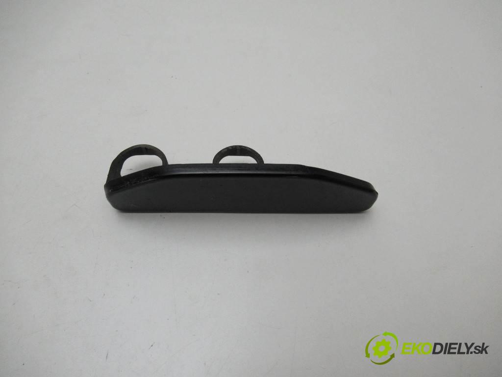 BMW 3 E46    KABRIOLET 3.0B 231KM 98-03  kryt ostřikovače světla pravá 8256180