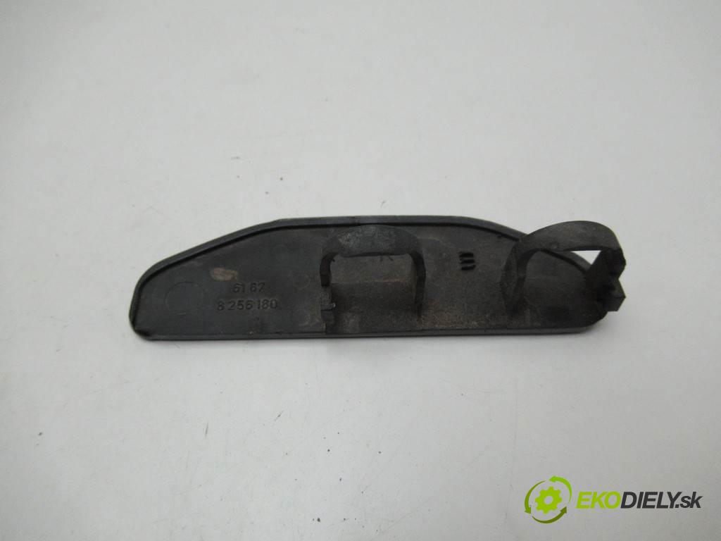 BMW 3 E46    KABRIOLET 3.0B 231KM 98-03  kryt ostřikovače světla pravá 8256180
