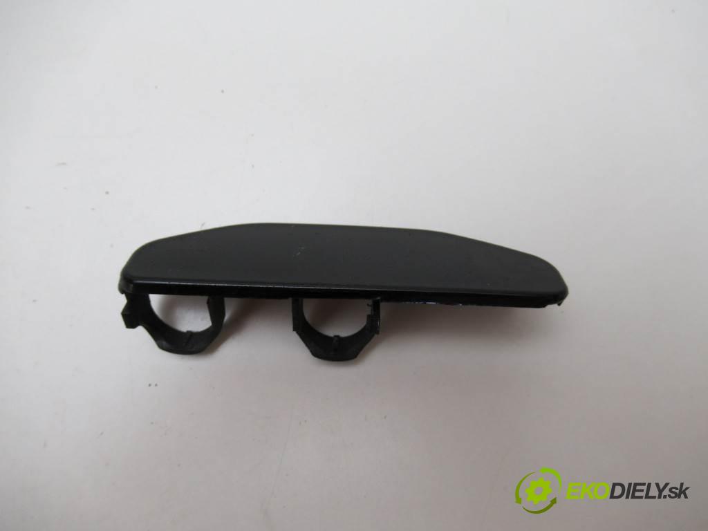 BMW 3 E46    KABRIOLET 3.0B 231KM 98-03  kryt ostřikovače světla pravá 8256180