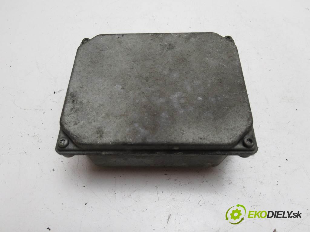 BMW 3 E46    KABRIOLET 3.0B 231KM 98-03  Menič XENON  (Riadiace jednotky xenónu)