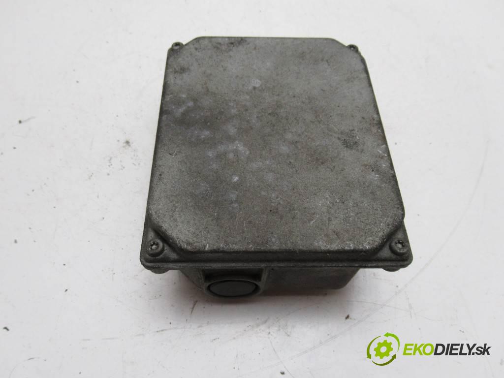 BMW 3 E46    KABRIOLET 3.0B 231KM 98-03  Menič XENON  (Riadiace jednotky xenónu)