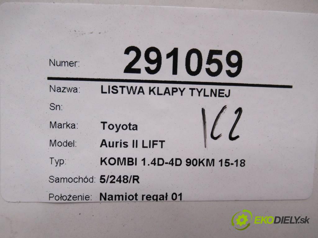 Toyota Auris II LIFT  2018 90KM KOMBI 1.4D-4D 90KM 15-18 1364 Lišta dverí zad 76811-02830 (Lišty)