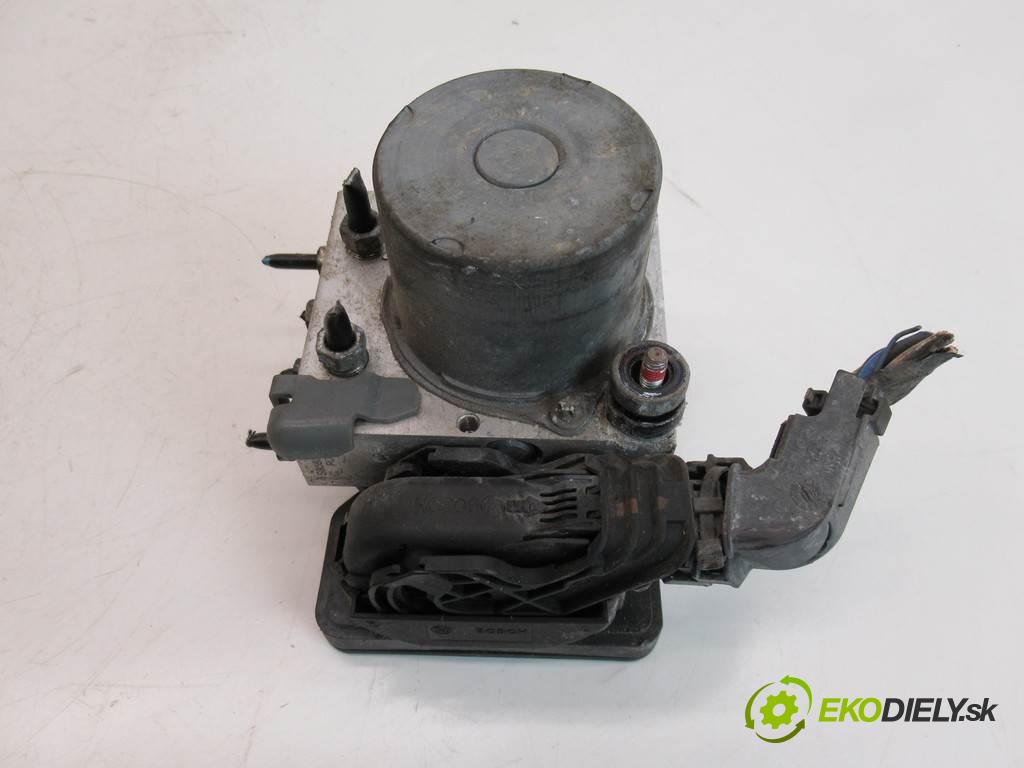 Toyota Auris II LIFT  2018 90KM KOMBI 1.4D-4D 90KM 15-18 1364 Pumpa ABS 44540-02530 (Pumpy ABS)
