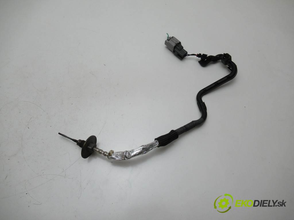 Toyota Auris II LIFT    KOMBI 1.4D-4D 90KM 15-18  Snímač teploty spalín 89425-02010 (Snímače)