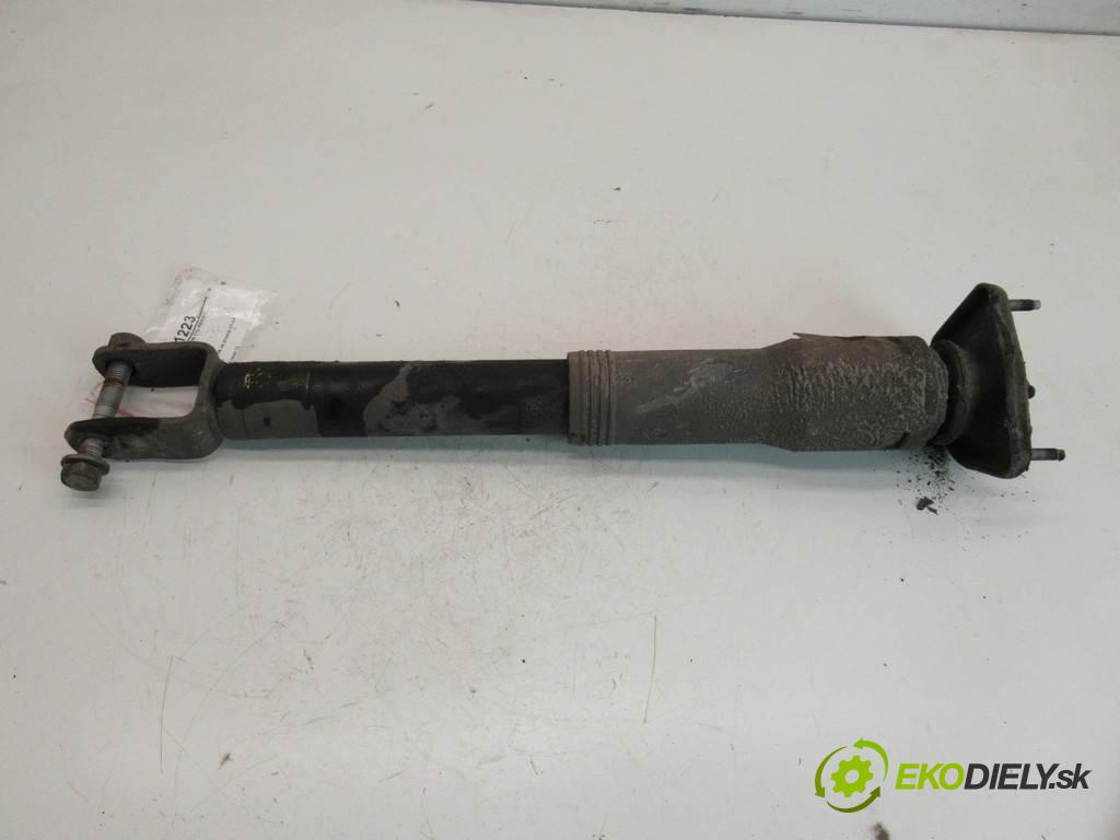 Cadillac CTS II  2012 183KW SEDAN 3.0B V6 274KM 07-14 3000 tlumič zadní část pravý