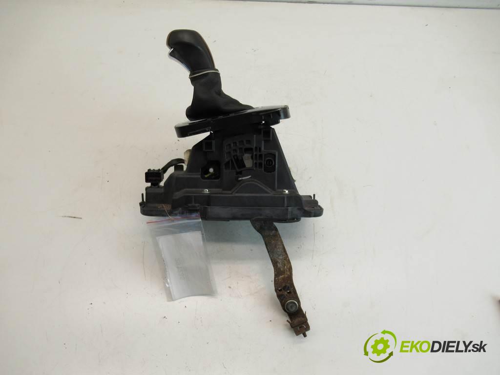 Cadillac CTS II  2012 183KW SEDAN 3.0B V6 274KM 07-14 3000 Kulisa 25907982 (Rýchlostné páky / kulisy)