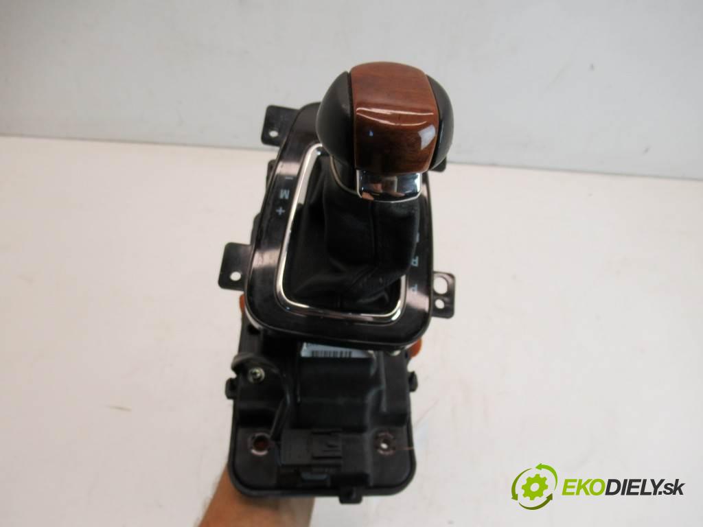 Cadillac CTS II  2012 183KW SEDAN 3.0B V6 274KM 07-14 3000 Kulisa 25907982 (Rýchlostné páky / kulisy)