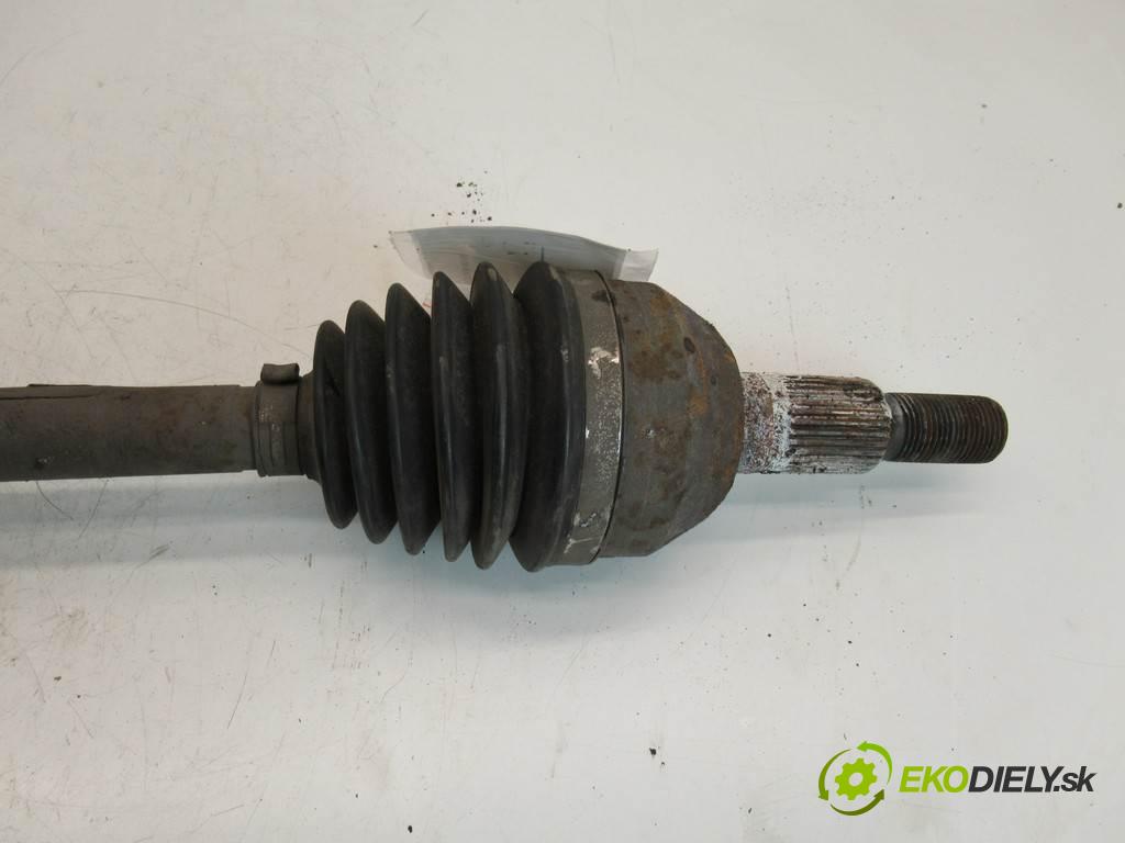 Cadillac CTS II  2012 183KW SEDAN 3.0B V6 274KM 07-14 3000 Poloos ľavá strana  (Poloosy)