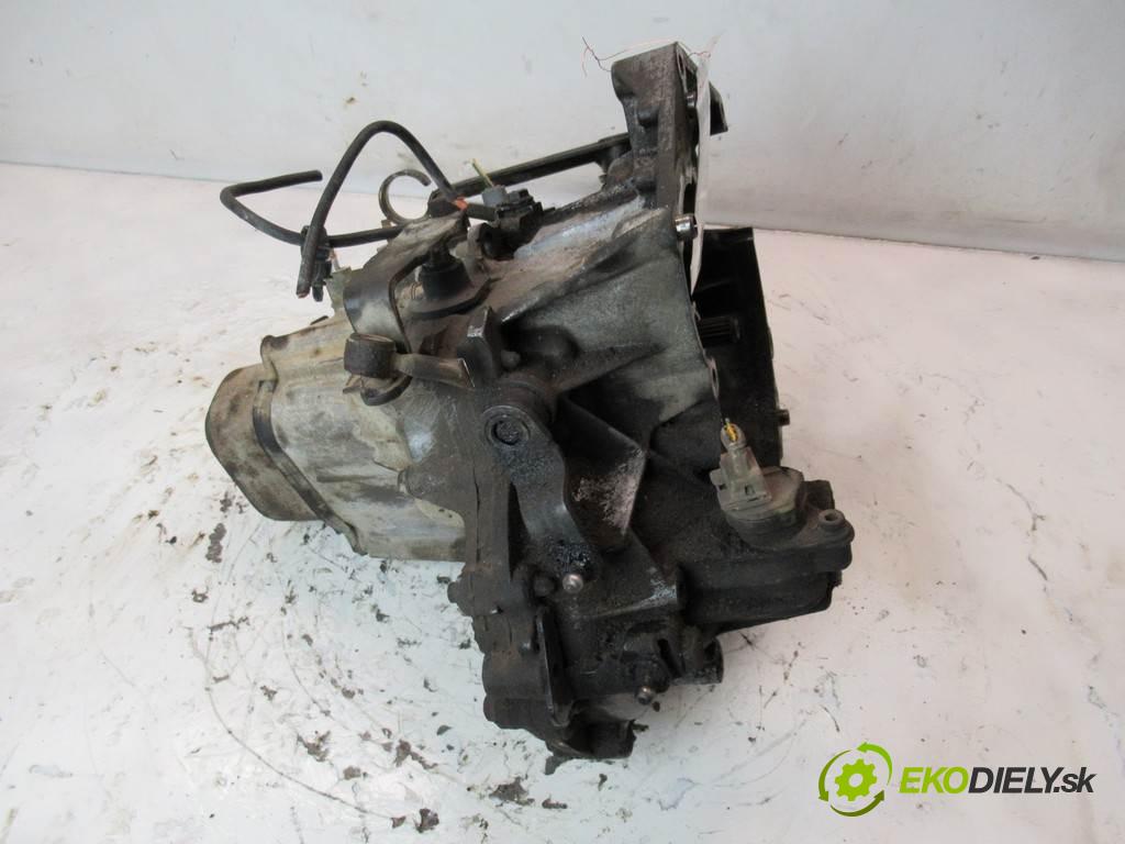 Peugeot 206  2001 44 kW HATCHBACK 3D 1.1B 60KM 98-06 1100 Prevodovka  (Prevodovky)
