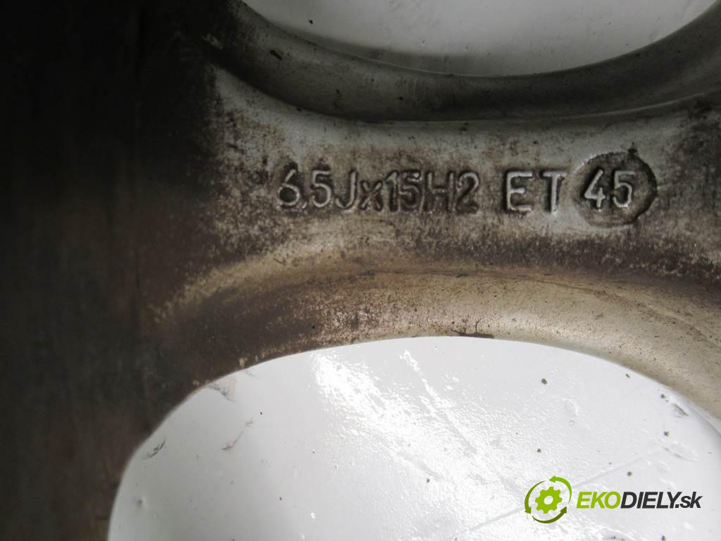 Toyota Auris     15 6,5J 5X114,3 ET45  disky hliníkové 15  (Hliníkové)