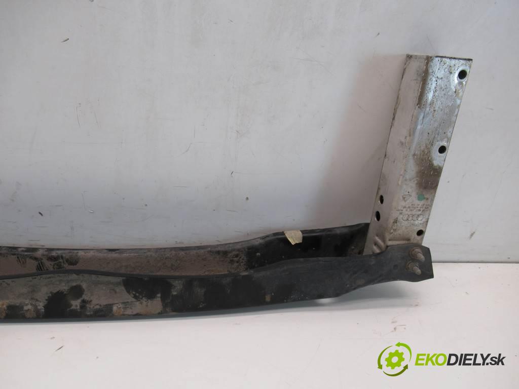 Audi A5 8T  2008 140 kW COUPE 2.7TDI 190KM 07-11 2700 výztuha nárazníka zadní část
