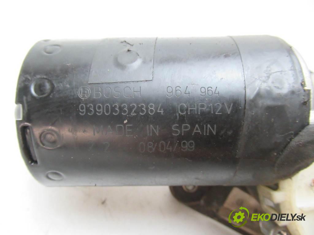 Nissan Terrano II  1999 92 kW 2.7TD 125KM 96-06 2800 Motorček stieračov predný 9390332384 (Motorčeky stieračov predné)