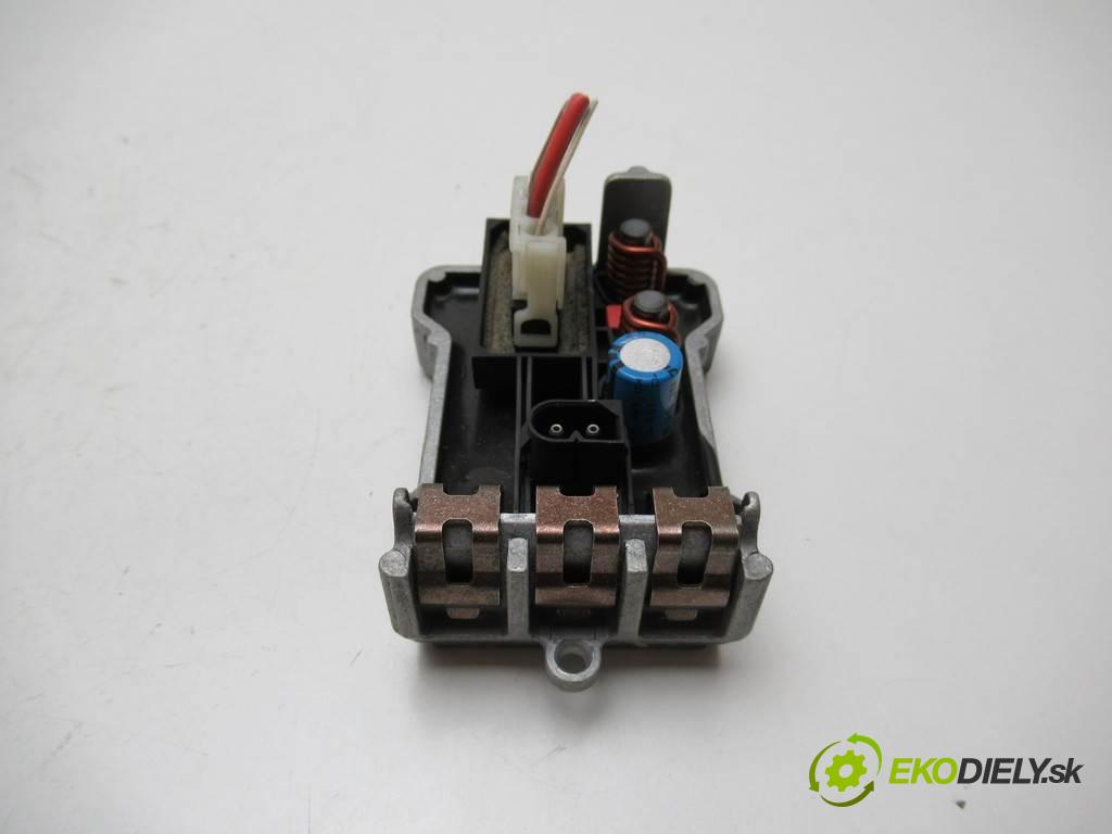 BMW 7 E65  2002  SEDAN 4.4B V8 333KM 01-08 4400 Odpor, rezistor kúrenia vzduchu 6918873 (Odpory (rezistory) kúrenia)