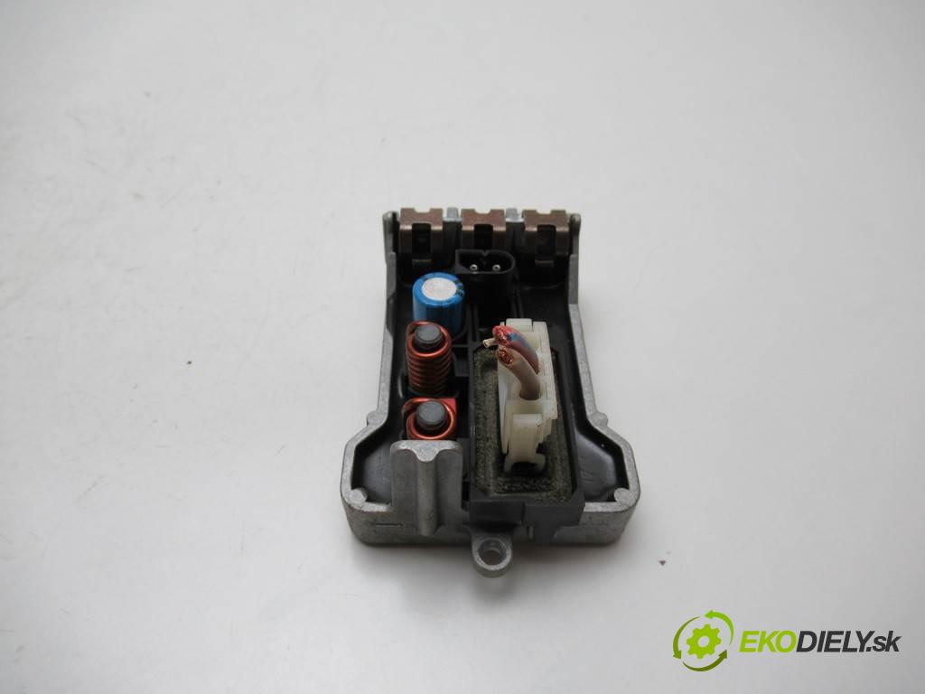 BMW 7 E65  2002  SEDAN 4.4B V8 333KM 01-08 4400 Odpor, rezistor kúrenia vzduchu 6918873 (Odpory (rezistory) kúrenia)