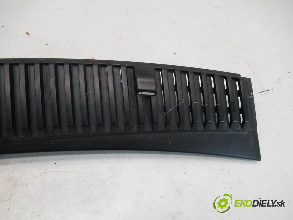 Ford Galaxy LIFT  2002 85 kW 1.9TDI 115KM 00-06 1900 Torpédo, plast pod čelné okno  (Torpéda)
