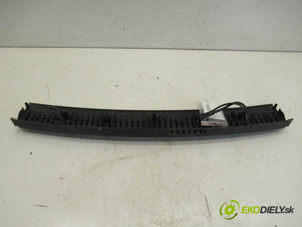 Ford Galaxy LIFT  2002 85 kW 1.9TDI 115KM 00-06 1900 Torpédo, plast pod čelné okno  (Torpéda)