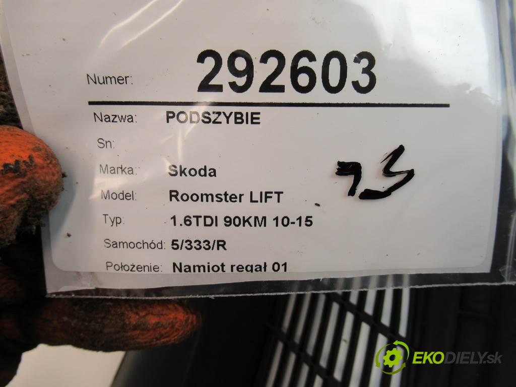 Skoda Roomster LIFT  2013 66 kW 1.6TDI 90KM 10-15 1600 Torpédo, plast pod čelné okno 5J1819403A (Torpéda)