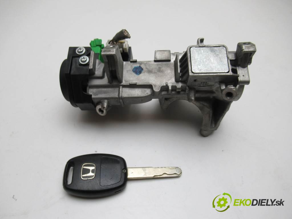 Honda Civic VIII  2006 103 kW SEDAN 1.8B 140KM 06-11 1800 spinačka 39730-SNB-E010-M2 (Spínacie skrinky a kľúče)