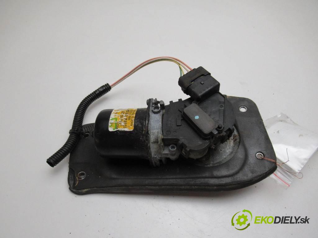 Citroen Berlingo I FL  2006 66KW 1.6HDI 90KM 02-10 1560 Motorček stieračov predný 9644210780 (Motorčeky stieračov predné)