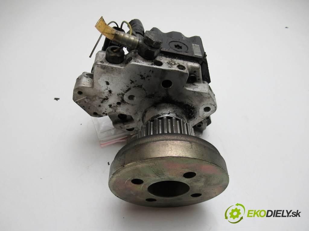 Audi A6 C6  2005 165 kW SEDAN QUATTRO 3.0TDI 225KM 04-08 3000 Pumpa vstrekovacia 0445010090 059130755E (Vstrekovacie čerpadlá)