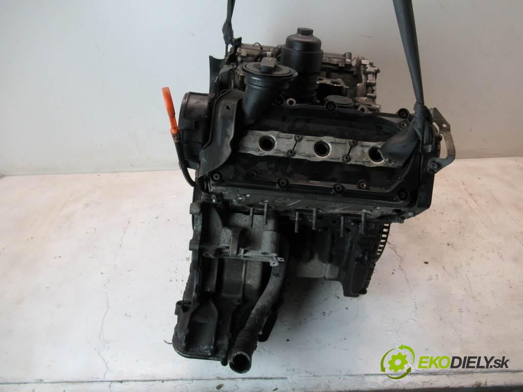 Audi A6 C6  2005 165 kW SEDAN QUATTRO 3.0TDI 225KM 04-08 3000 Motor BMK (Motory (kompletné))