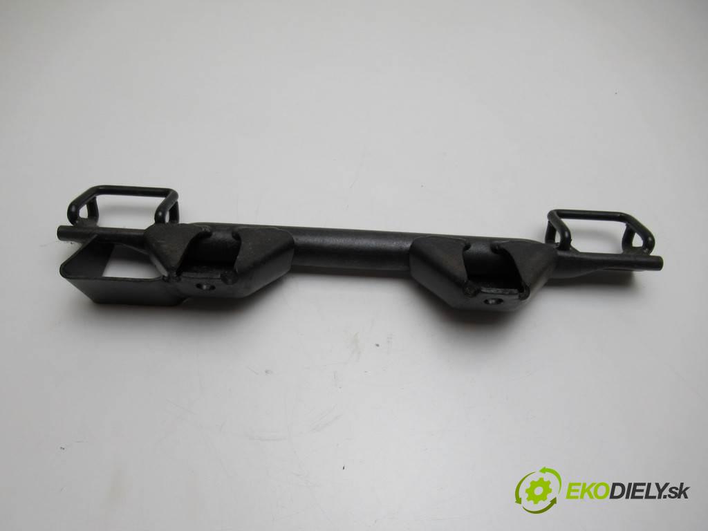 Audi A6 C6    SEDAN QUATTRO 3.0TDI 225KM 04-08  Držiak Uchytenie ISOFIX