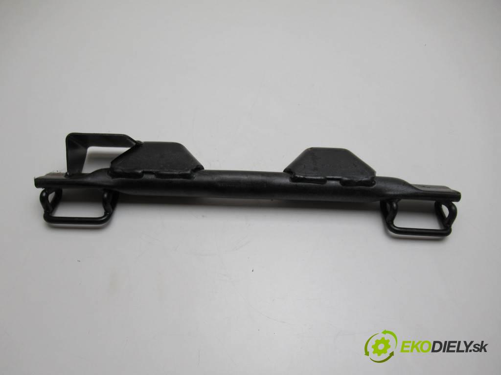 Audi A6 C6    SEDAN QUATTRO 3.0TDI 225KM 04-08  Držiak Uchytenie ISOFIX