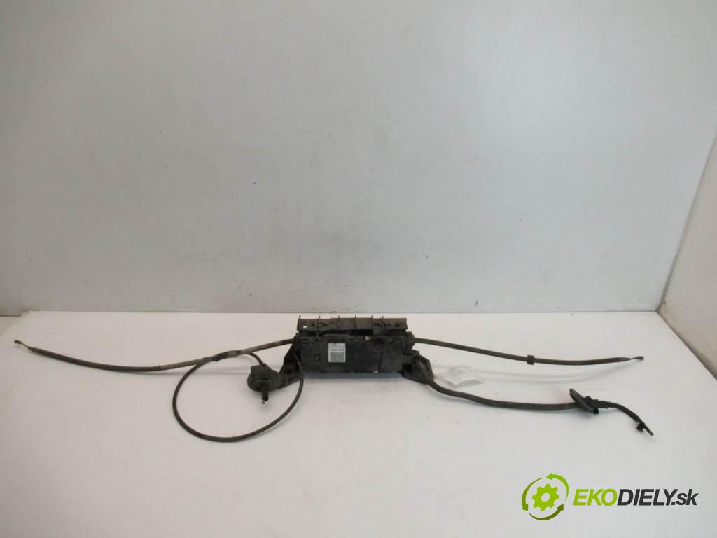 Renault Scenic II    1.9DCI 120KM 03-06  ručný elektrický 8200396850 (Ručné brzdy)