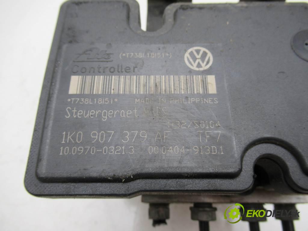 Volkswagen Golf V  2009 77 kW KOMBI 1.9TDI 105KM 03-09 1900 pumpa ABS 1K0614117AE (Pumpy brzdové)