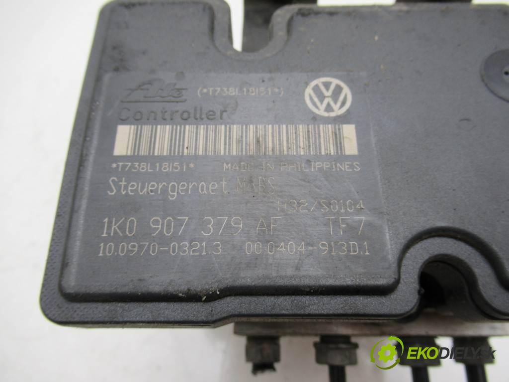 VW GOLF V Kombi 2009 77 kW 1.9 TDI 1896 pumpa ABS 1K0614117AE (Pumpa ABS)