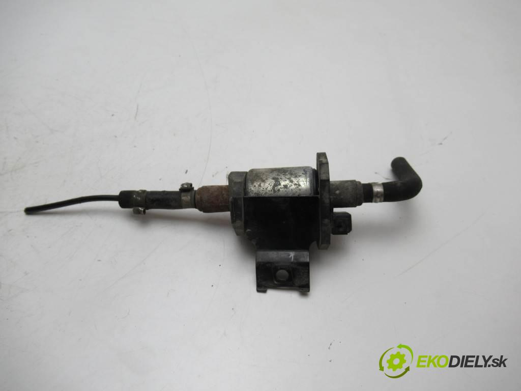 Citroen C8 LIFT    2.0HDI 136KM 08-14  motorek paliva Webasto 9012868C (Webasto ohřívače)