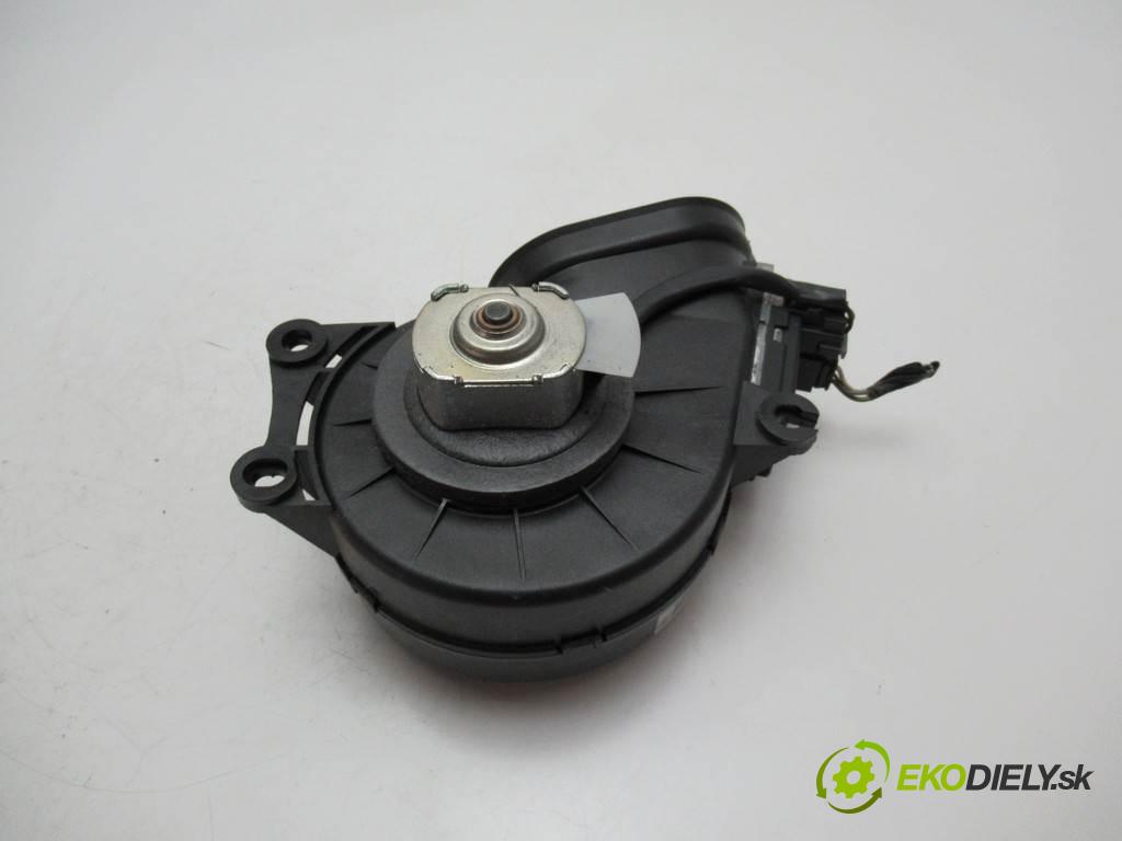 Citroen C8 LIFT    2.0HDI 136KM 08-14  ventilátor topení 1401396180 (Ventilátory topení)